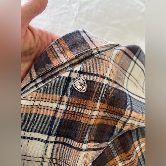 Kuhl | Women’s SZ Small | Brown Plaid Snap Front Flannel Shirt - Picture 10 of 11